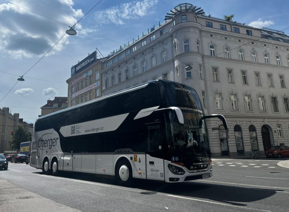 Setra Top Class TopClass 500 S 531 DT von der Firma Oberger
